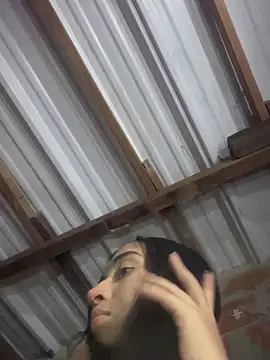 Webcam Model (RAKEL37)  is live.Free join now!