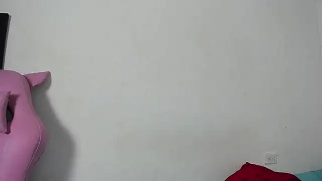 Laura_and_Kevin webcam