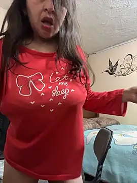 latinfemale - Latinfemale's free webcam - UK Sex Cams