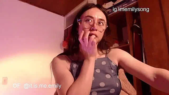 emily_pearl_ - Emily_pearl_'s free webcam - UK Sex Cams