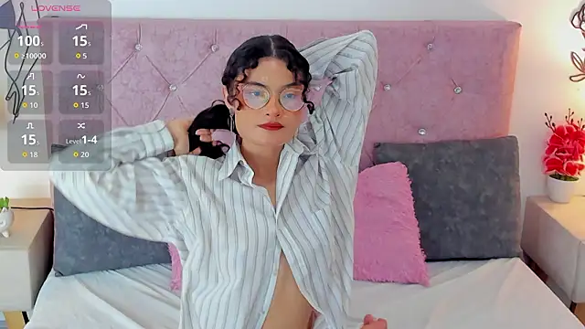 MirandaLawrens_ webcam