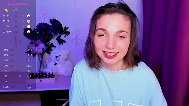 KindHazelHere_ webcam