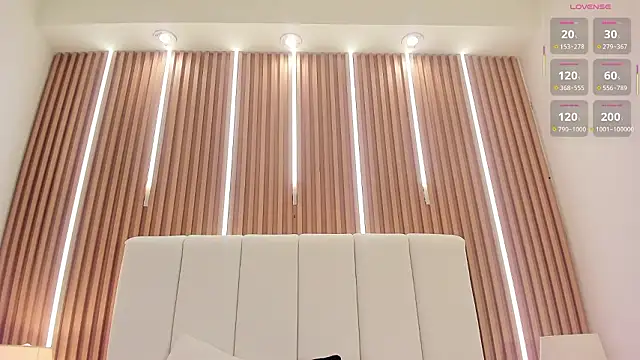 tomy_rox (M young) - fingers in hole