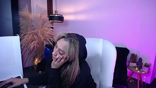 salome_drasin webcam