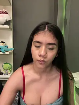 Webcam Model (alhaana_) is live