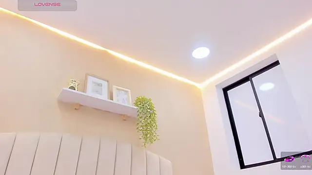 Mia_thompson_19 webcam