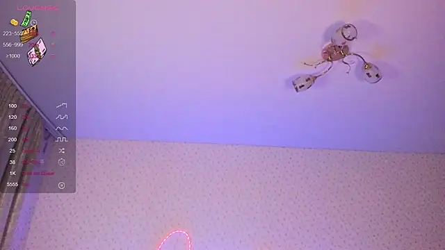 Nutsy_and_Stephanie webcam