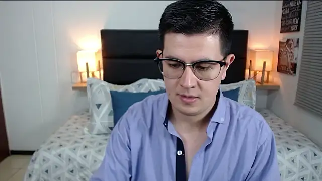 dylan_santiago_ webcam