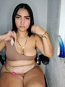 Mia_em webcam