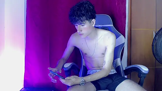 Johnny_cagee_ webcam