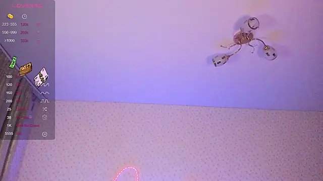 Nutsy_and_Stephanie webcam