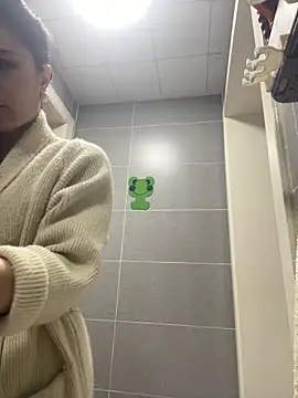 美女940940_1688在线直播