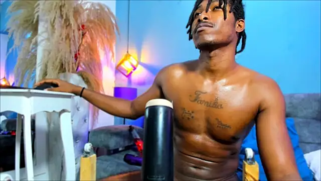 tory_bbc (M young) - all naked + oil in my body