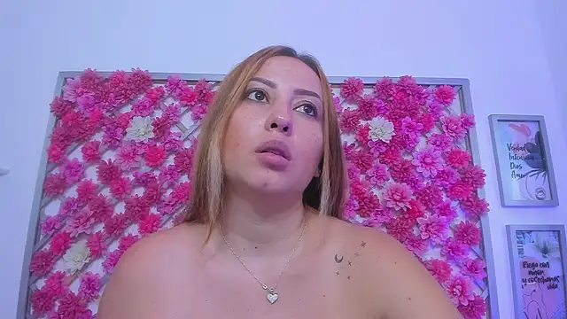 emmyrouse_ - Emmyrouse_'s free webcam - UK Sex Cams