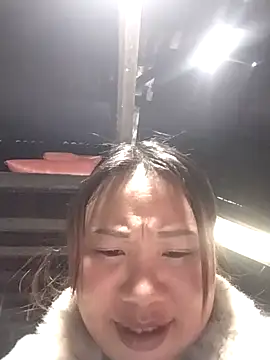 minssa502 - MINSSA502's free webcam - UK Sex Cams