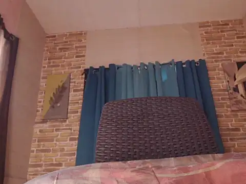 Urnaughty_cjay webcam