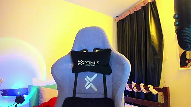 _Moon_Johnson webcam