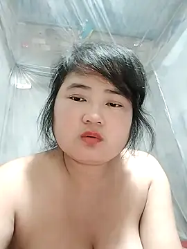 bigboobs186 - BigBoobs186's free webcam - UK Sex Cams