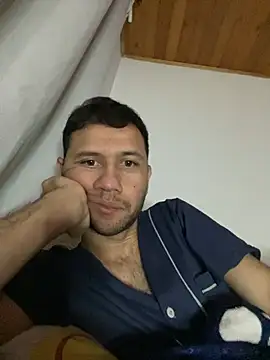 Michaell_Spinelly webcam