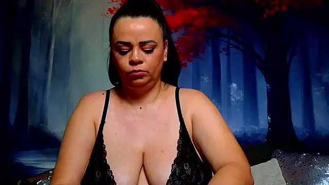 ElizabethEven webcam