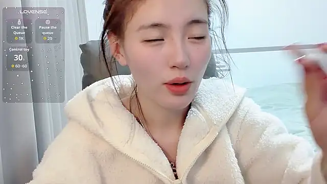 h-2005 (F teen) - 禁欲两个月 目标完成大厅喷水哦❤.