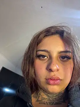 EmilyMoore_Pink webcam