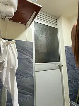 roouse from StripChat is Freechat