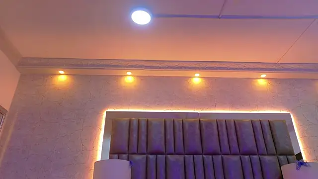 CamilaJohnston webcam