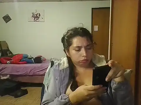 isabellapurple webcam