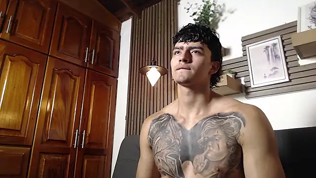 elliot_colton webcam