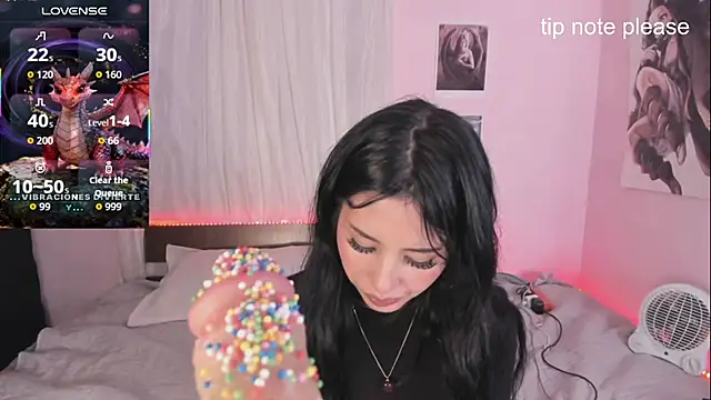 Miss_Charlottet webcam