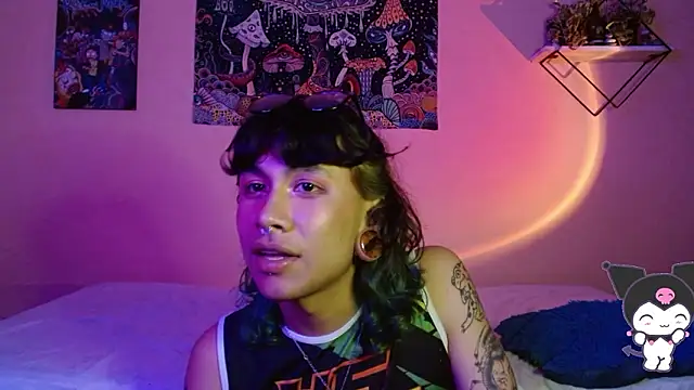 lovely_mathew webcam