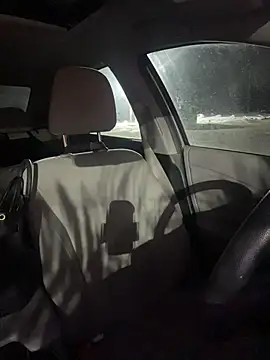 AllesandraLove webcam