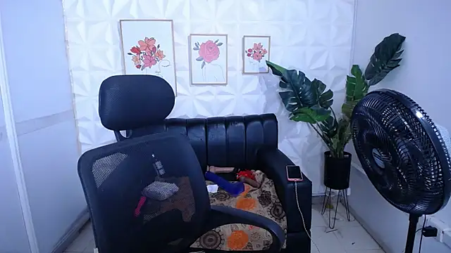 Valentinaa_mature webcam