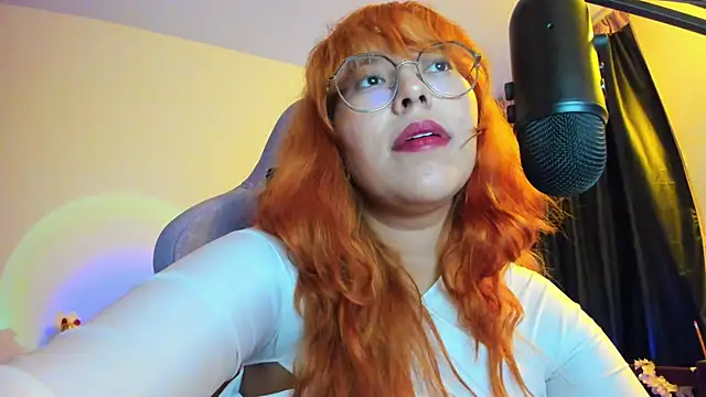 _Moon_Johnson webcam