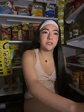 Webcam Model (AuroraJohns_Pink) is live