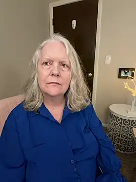 Kaitlyn_Winters webcam