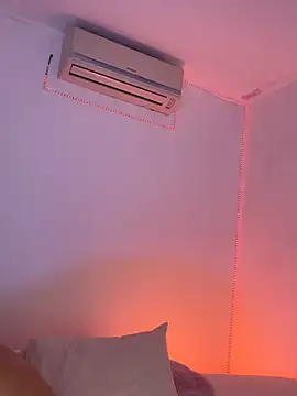 ninaht - Ninaht's free webcam - UK Sex Cams