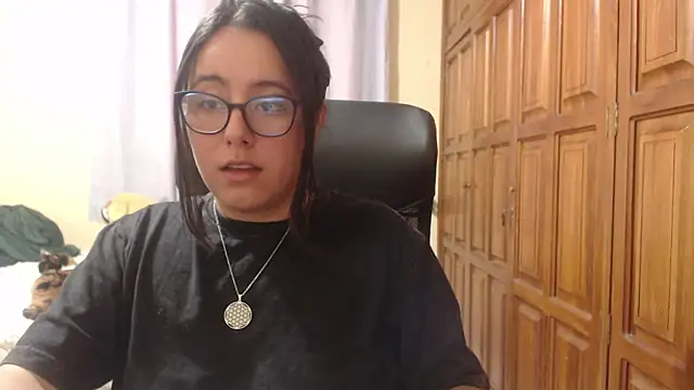 venus_cat_ - Venus_cat_'s free webcam