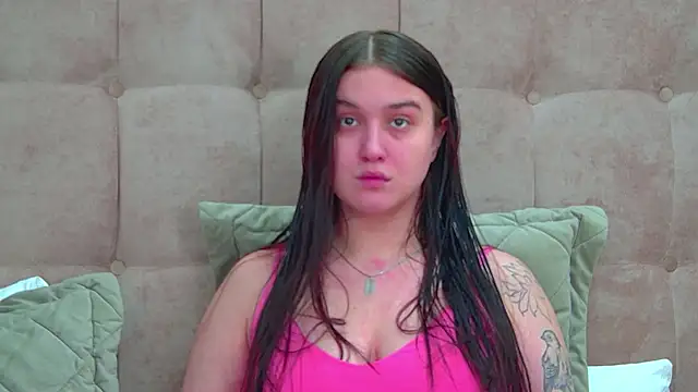 ChristinaMilton webcam