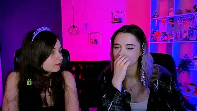 Live sex cam of liana_kisses