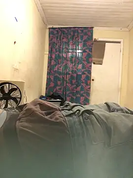 Live sex cam di reckless_34