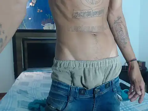 Skinny_horny_boy webcam