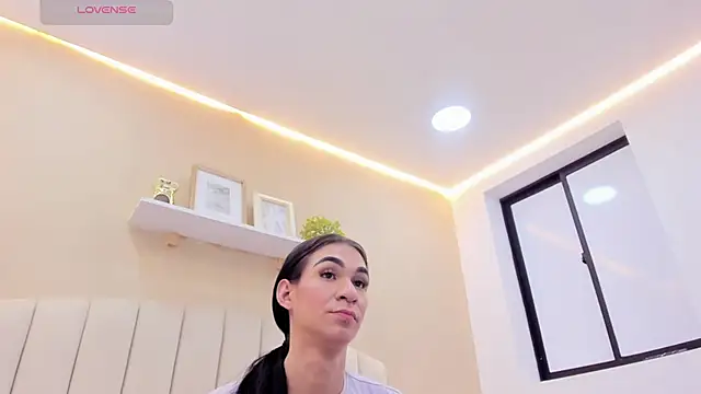 Mia_thompson_19 webcam