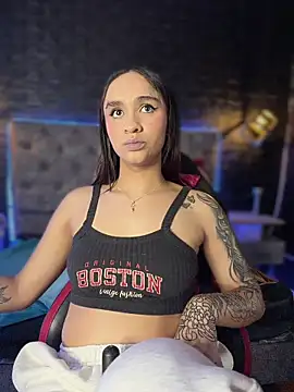 Isabella-Teen webcam