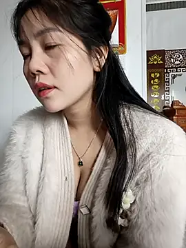 Ngocmai_lazdy webcam