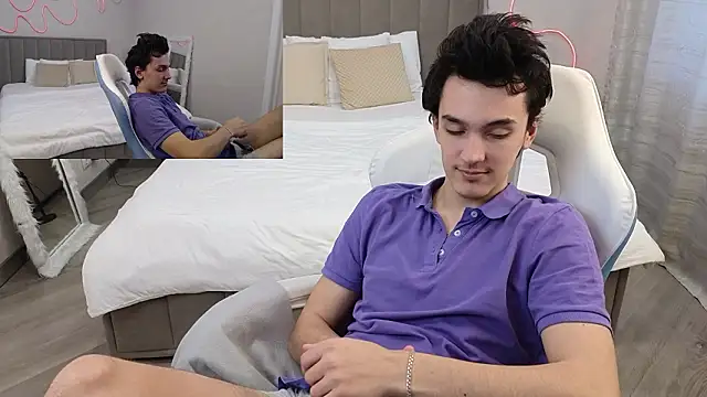 moonlinskinn (M twink) - take off my t-shirt