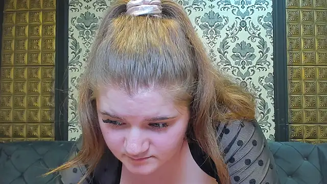 LissaBigTitts webcam