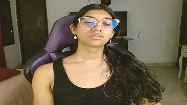 alanni_parker - Alanni_parker's free webcam