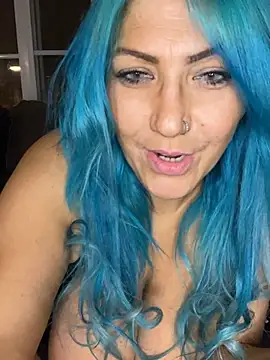 LittleMissEeve webcam